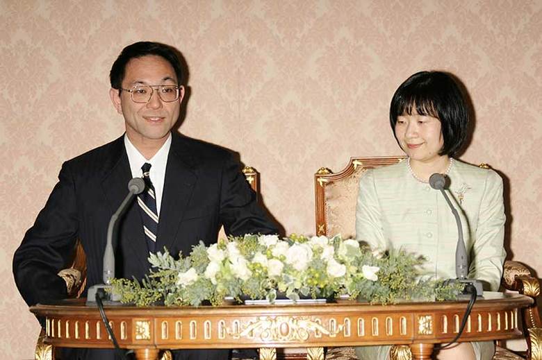 2004年12月30日。延期されていた紀宮さま（当時）と黒田慶樹さんの婚約記者会見（撮影／JMPA）