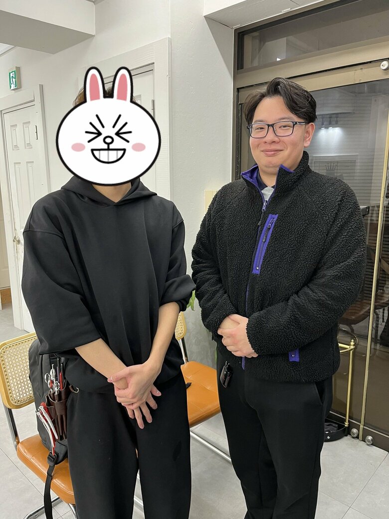 特別養子縁組制度を広く世間に認知していくための活動に取り組む志村さん（写真右）