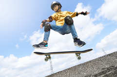 我が子が「スケボー」をやりたいと言ったら？ 東京五輪でメダルラッシュの「都市型スポーツ」