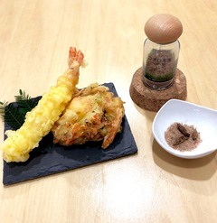 子どももよろこぶ？！スーパーフード「コオロギ」が塩になった！