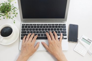 「在宅ワーク」が子育てと仕事を両立するカギになる