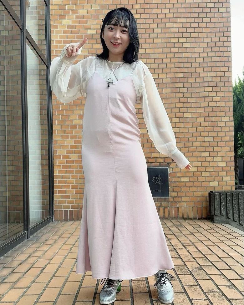 「芸人と会社員を融合させた仕事に挑戦したい」そう。これからの活躍が楽しみです（アンゴラ村長Instagramより）