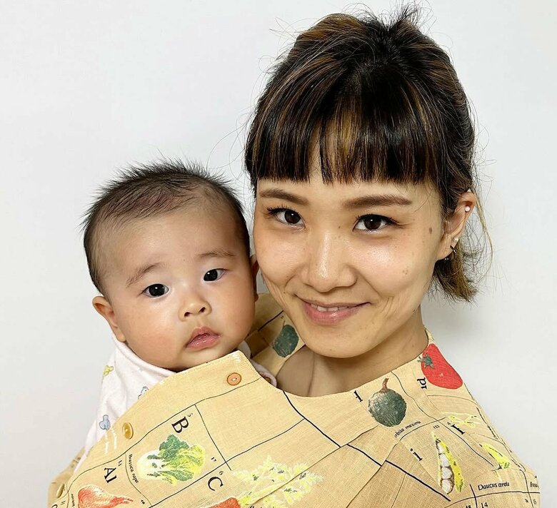 2023年5月に誕生した娘さんと