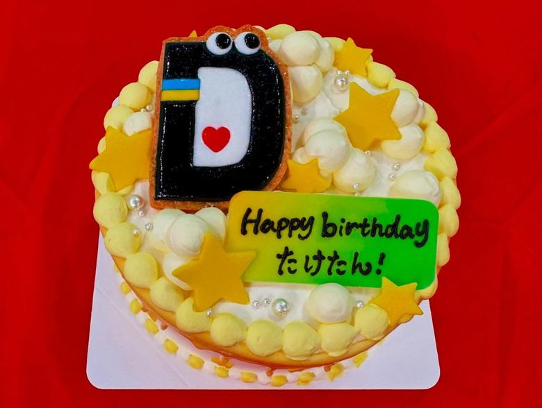 DayDay.スタッフより武田さんのお誕生日ケーキ