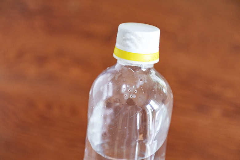 水耕栽培に使うペットボトルのジョウロ