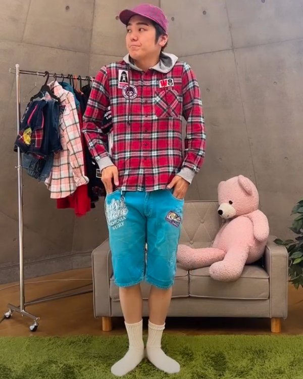 絶妙な配色の「火曜日」