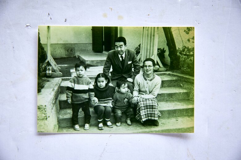 ご両親、きょうだいたちと