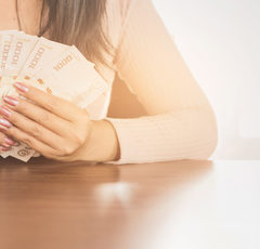 ひと世帯で約2503万円!?平均貯蓄額が全国1位に輝く県の知られざる秘密とは