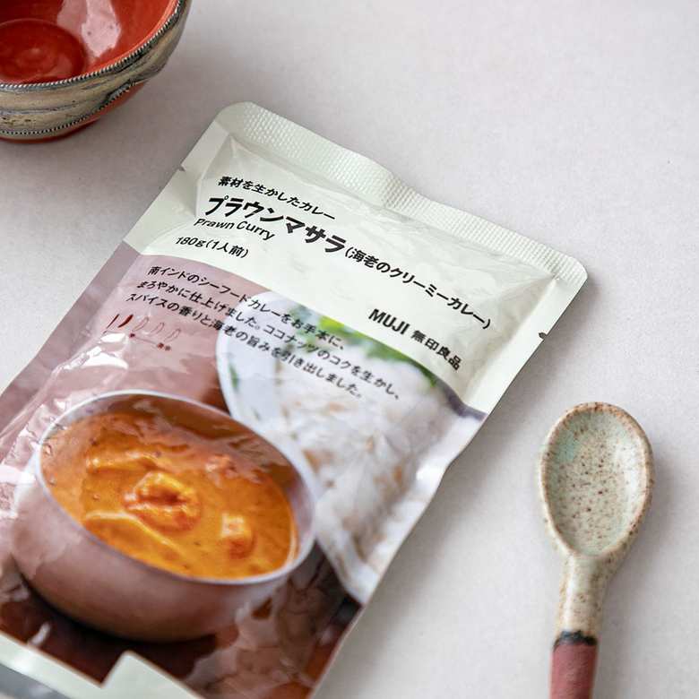 無印良品のレトルトカレー(プラウンマサラ/海老のクリーミーカレー)