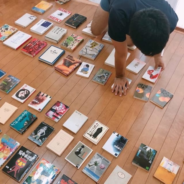 ノラさんの指導のもと、「いる・いらない」を見極めるパートナー