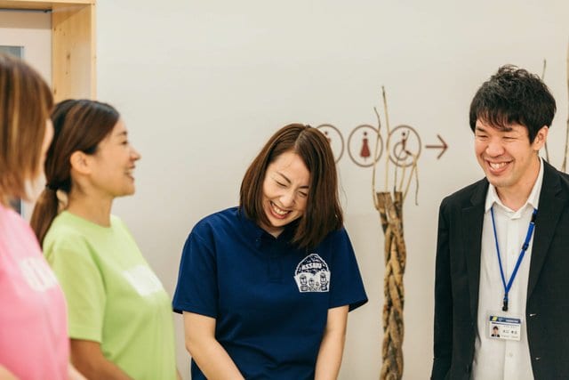 木口さん（右）と先生