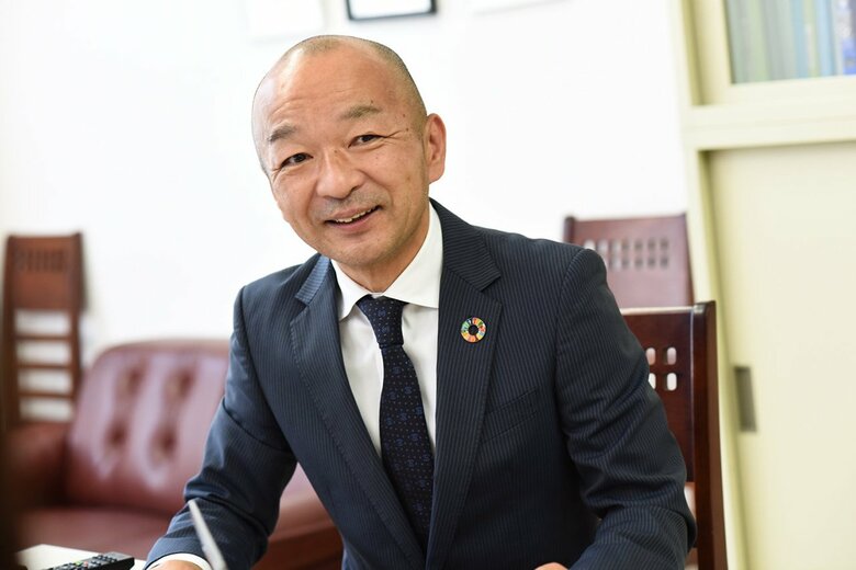 教育委員会時代からスライドなどを駆使してわかりやすい資料を作っていた佐藤校長