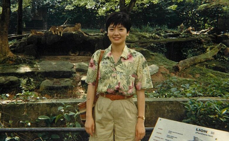 新人時代に初の海外出張でシンガポールを訪れた西山アナ