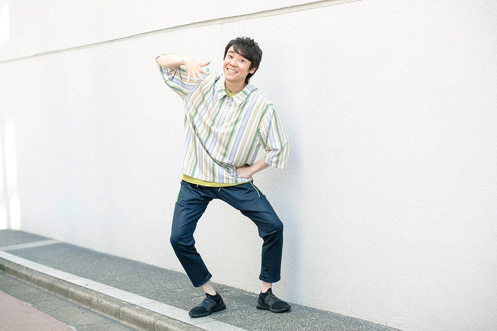 小林よしひさ
