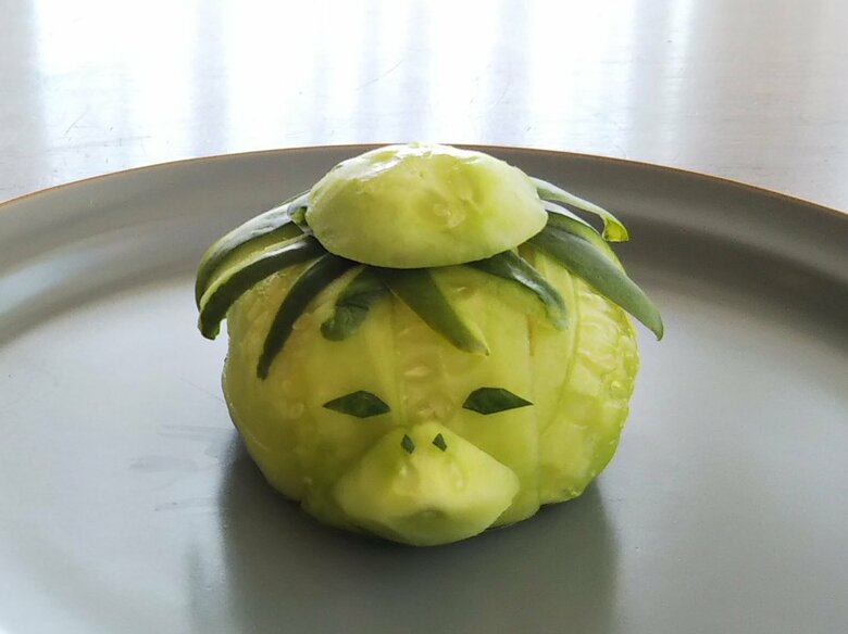 キュウリと寿司飯だけで作られた「河童」