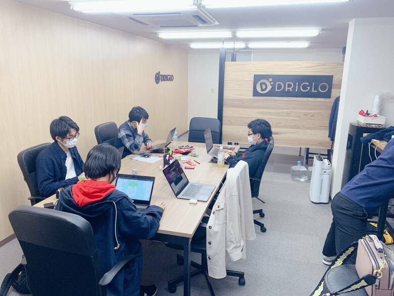 3畳のシェアオフィスからスタート