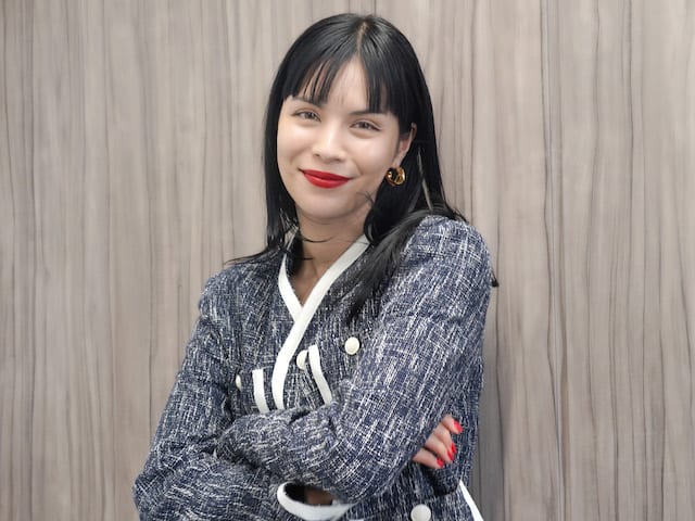 紗羅マリーさんは、謎の花嫁役＆主題歌を担当