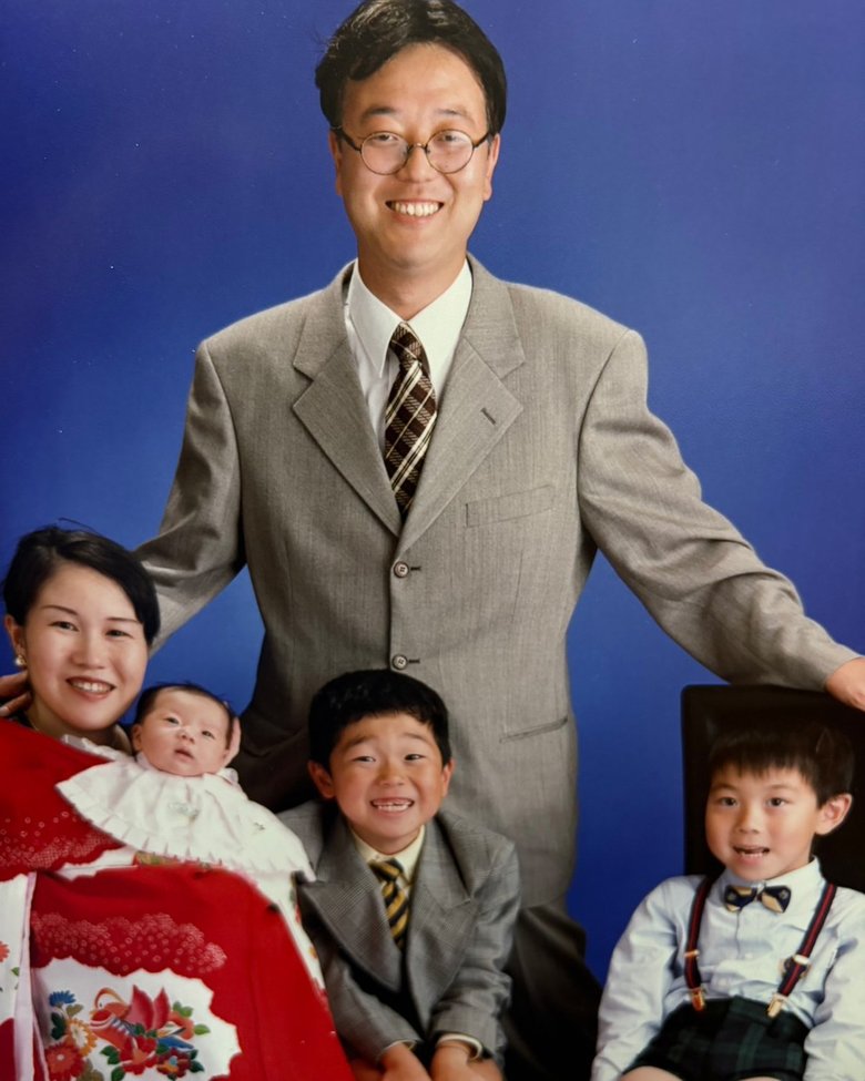 優しい夫と3人のお子さんに恵まれた近藤さん