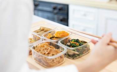 遼河はるひさんのシンプルな作り置き「こんな簡単ならぜひ作りたい!!」