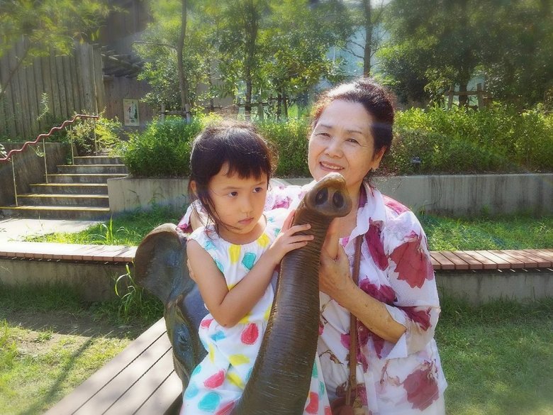 小島可奈子さんの娘と実母